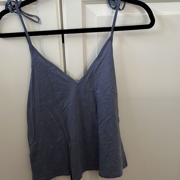 Abercrombie & Fitch tie strap tank top. Size XS. BNWT - Picture 2 of 4